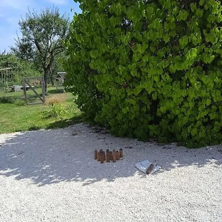 Les Jardins Des 3 Provinces- Montcharvot