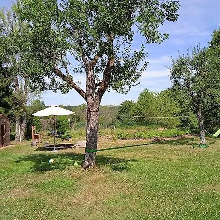 Holiday home Les Jardins Des 3 Provinces- Montcharvot