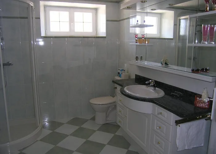 Les Jardins Des 3 Provinces- * Montcharvot