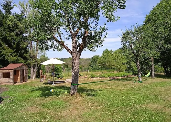 Vakantiehuis Les Jardins Des 3 Provinces- Montcharvot