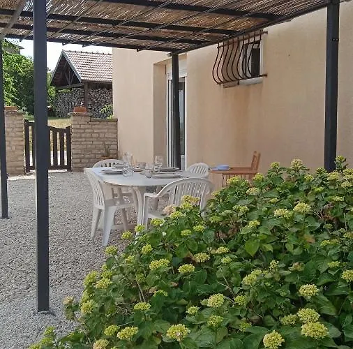 Vakantiehuis Les Jardins Des 3 Provinces- Montcharvot