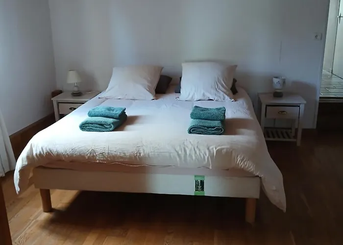 Les Jardins Des 3 Provinces- Vakantiehuis Montcharvot